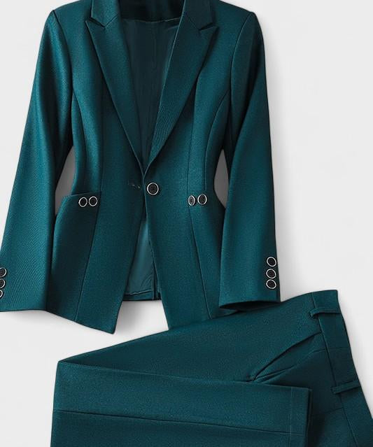Camille | Set