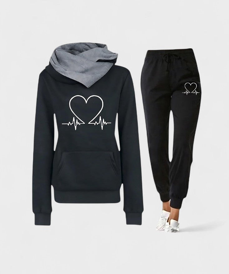 Claire | Set