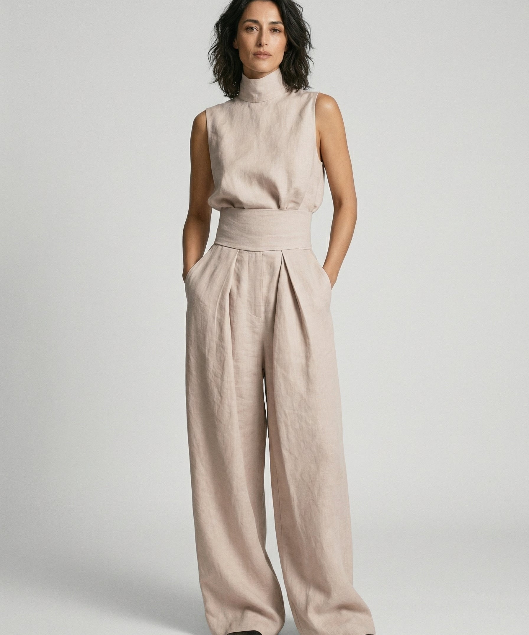 Esther | Minimalistički bezrukavni top-set