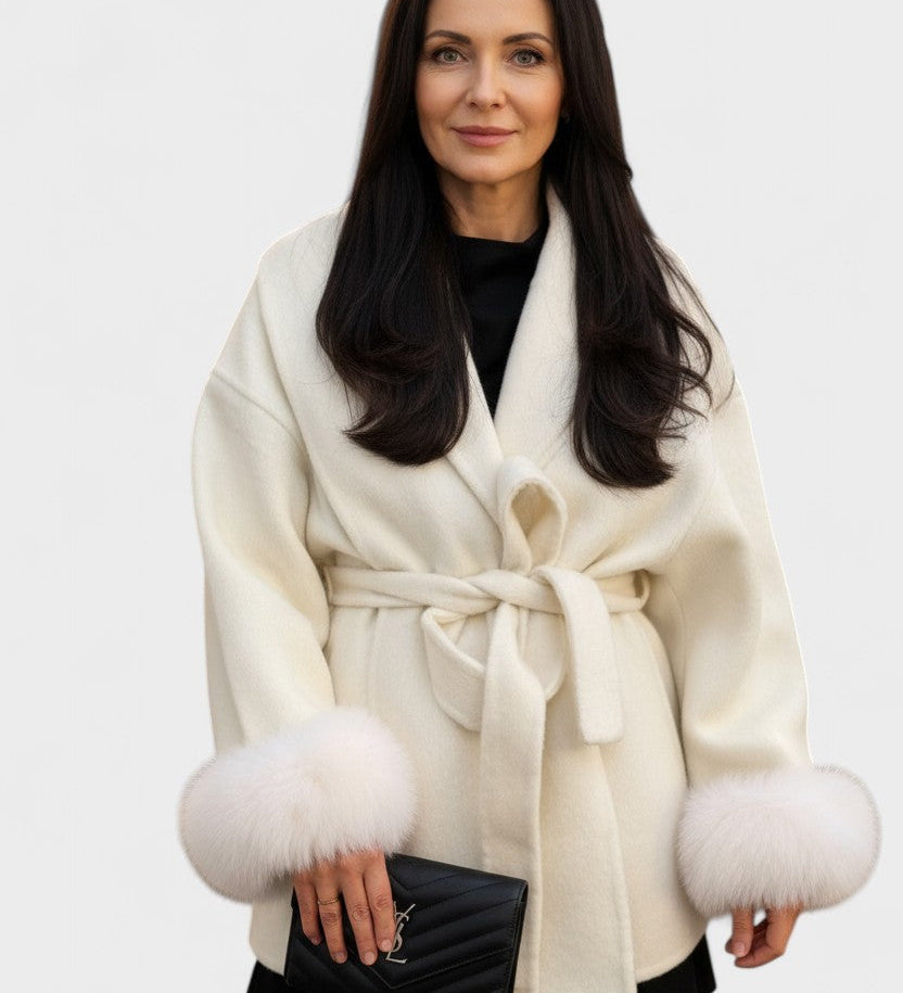 Dagmar™ | Elegantni kaput s eko krznom